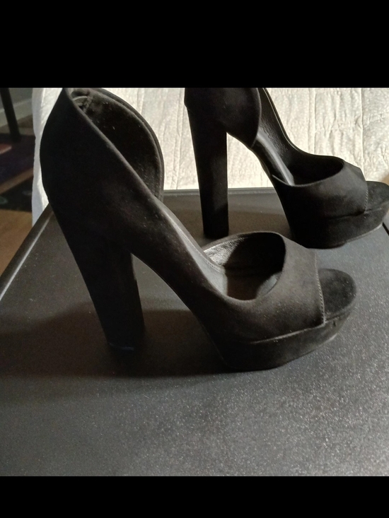 Shoe Dazzle Shoes - Shoe Dazzle Black Suede Platform Peep-Toe Heels Sz 6.5